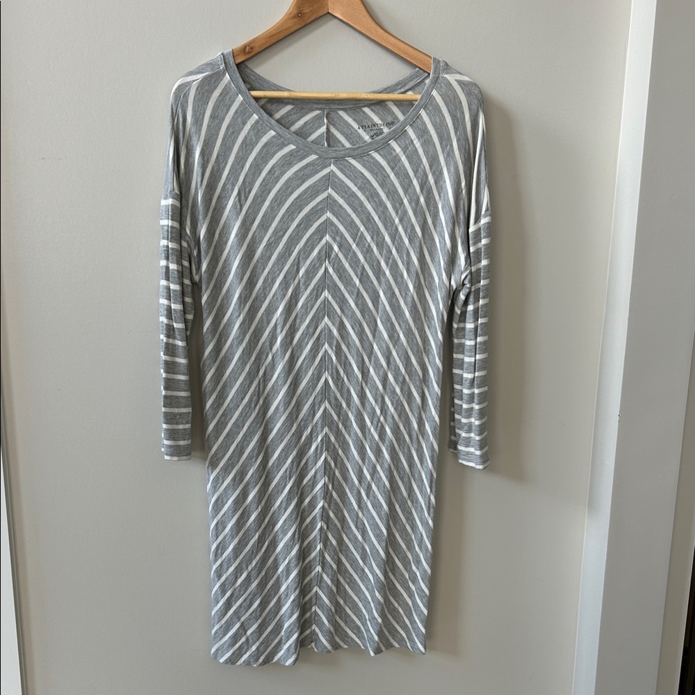 A Pea in the Pod Gray and Cream Striped Maternity Dress